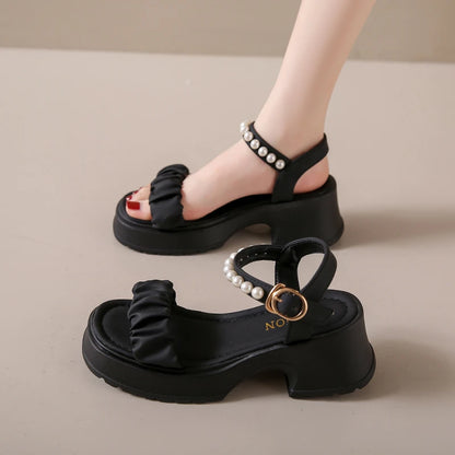 Comfortable Round Toe Open Toe Pearl Chain Buckle Thick Sole Waterproof Platform
