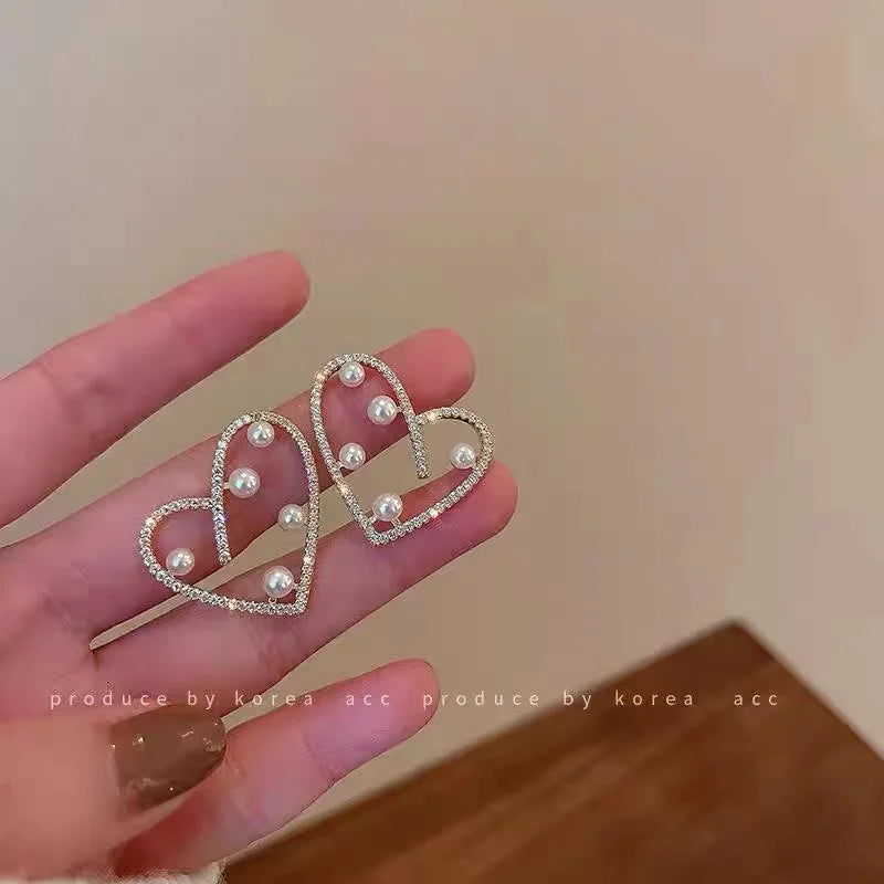 Unique Design Elegant Exquisite Light  Love Earrings