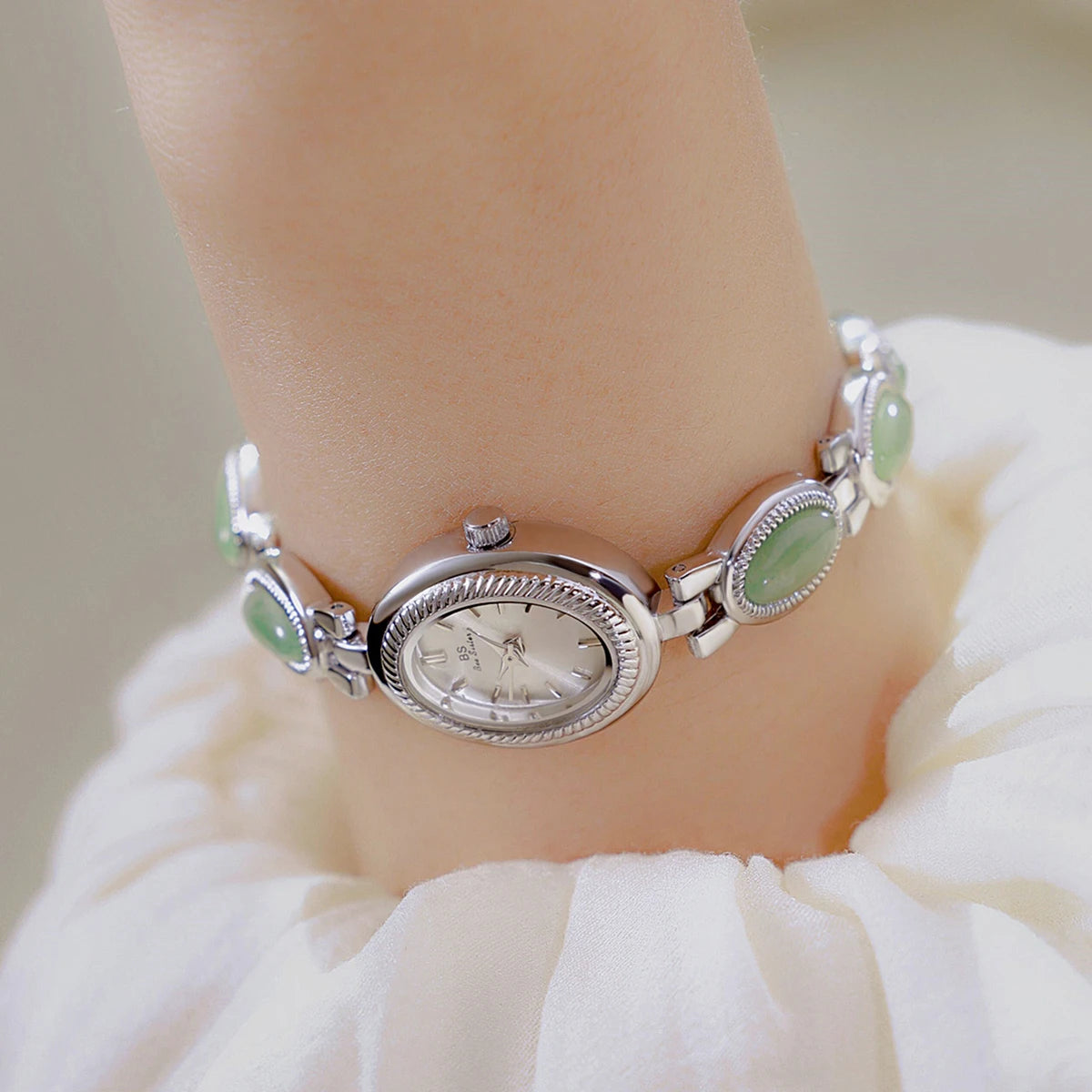 Luxury Ladies Jade Bracelet Quartz Watches