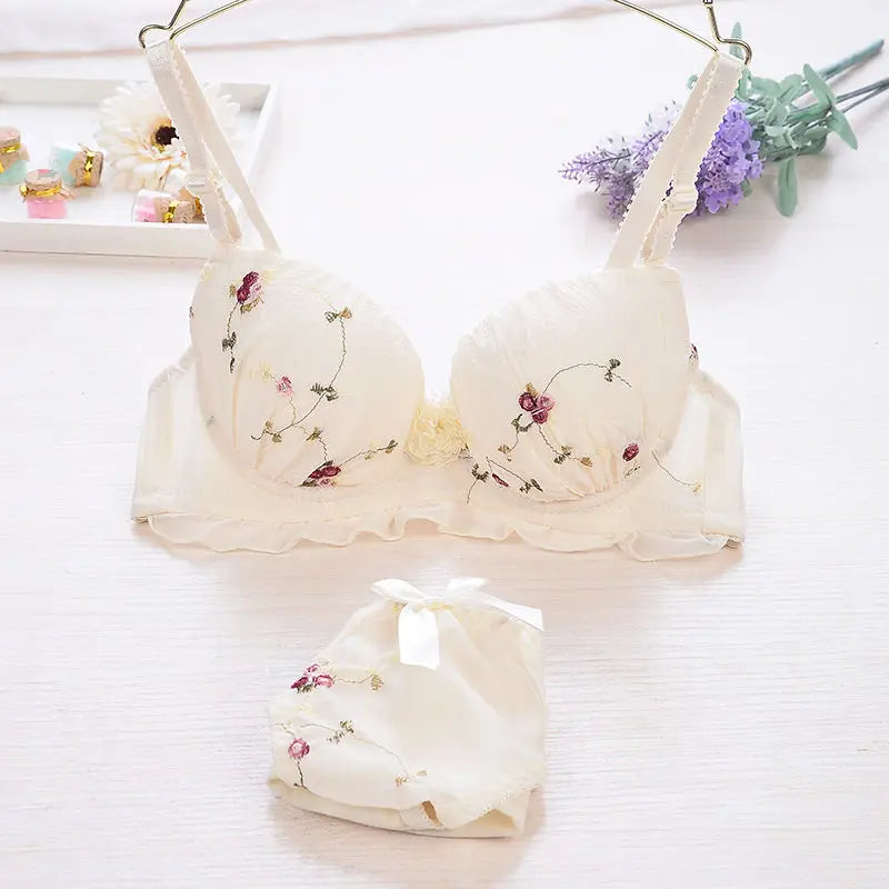 Comfortable Cotton Underwear Set Floral Lace Bra and Panties