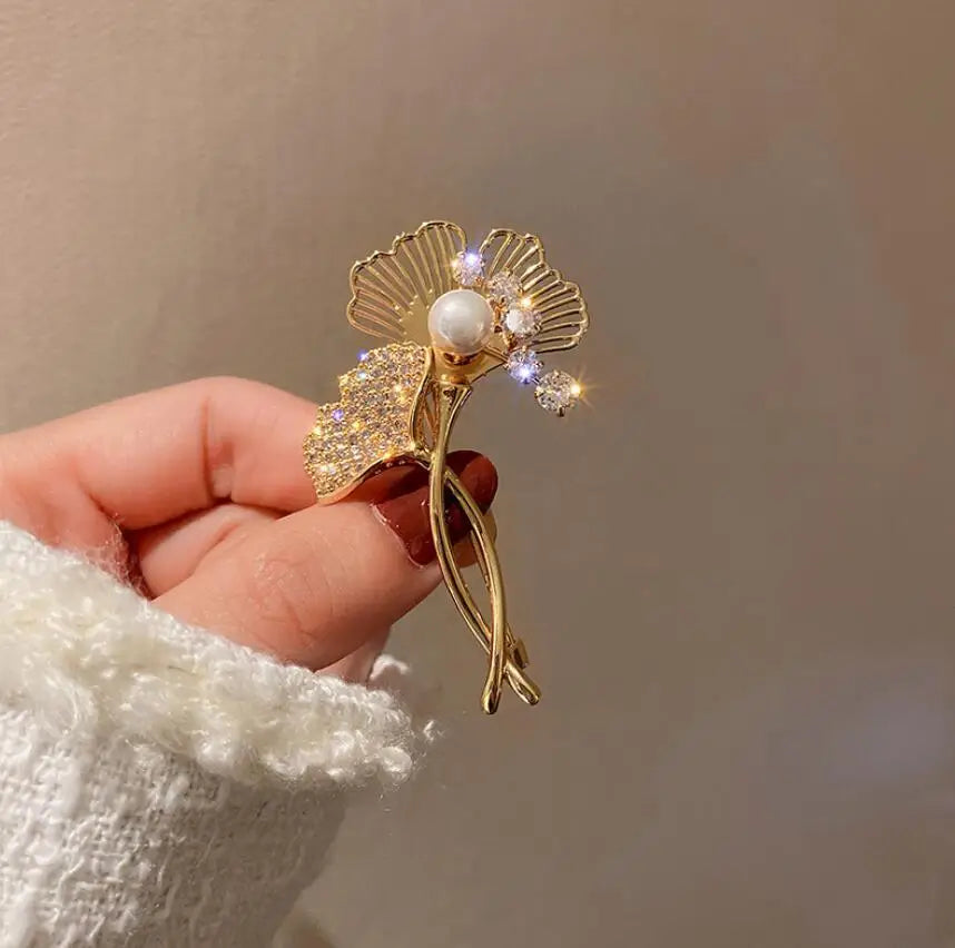 Golden Tulip Flower Imitation Pearl Brooch